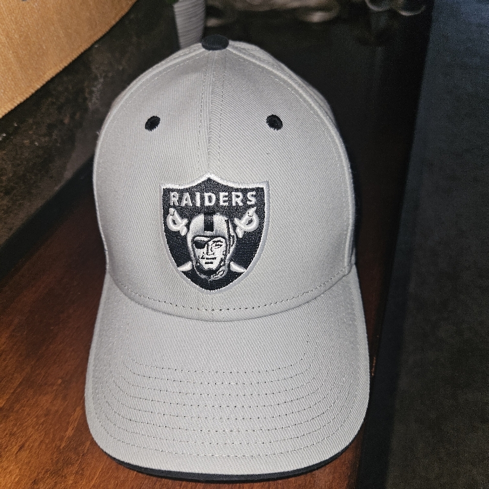 Gray Raiders Baseball Cap
